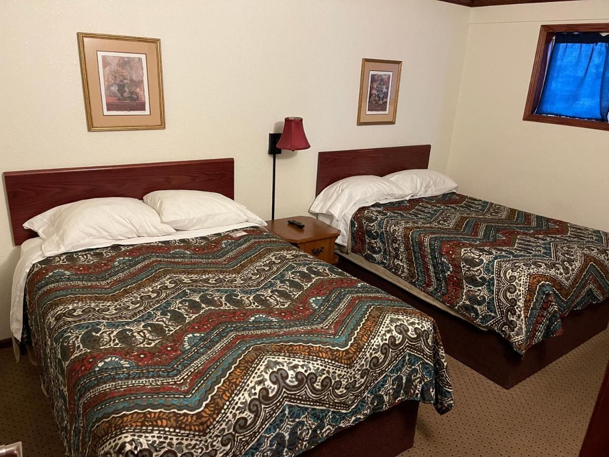 Highland Court Motel Fairmont Dış mekan fotoğraf