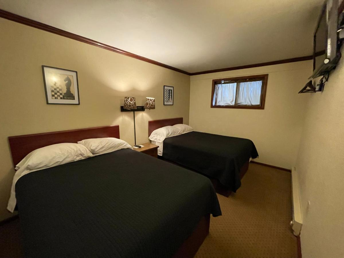 Highland Court Motel Fairmont Dış mekan fotoğraf