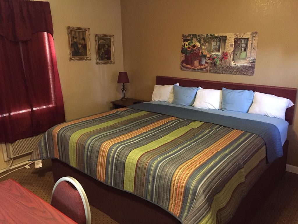 Highland Court Motel Fairmont Dış mekan fotoğraf