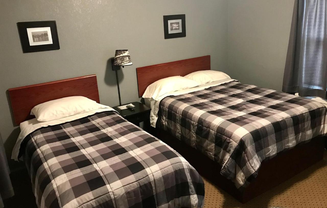 Highland Court Motel Fairmont Dış mekan fotoğraf